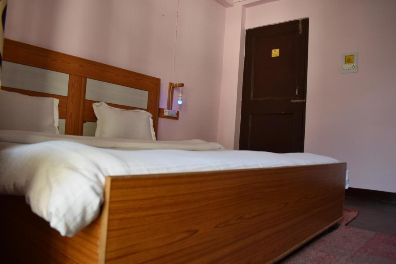 Hostel Who Needs Map Mcleodganj McLeod Ganj Εξωτερικό φωτογραφία